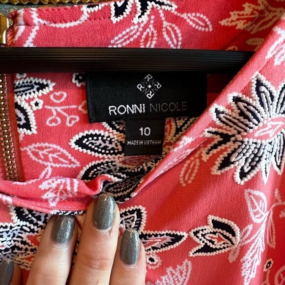 Ronni Nicole Double Ruffle Sleeve Shift Dress - Picture 7 of 9